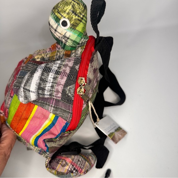 Turtle Backpack - Handmade in Guatemala - Picture 6 of 7